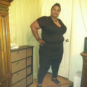 Meet your Posher, Lacy